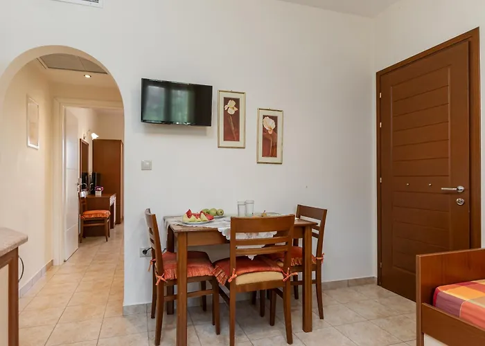 Anthi Naxos Апарт-отель Айя-Анна