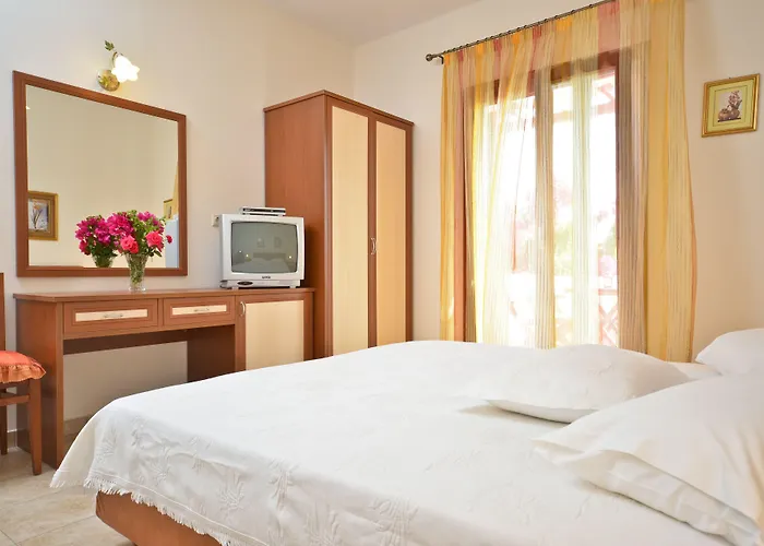 Anthi Naxos Айя-Анна