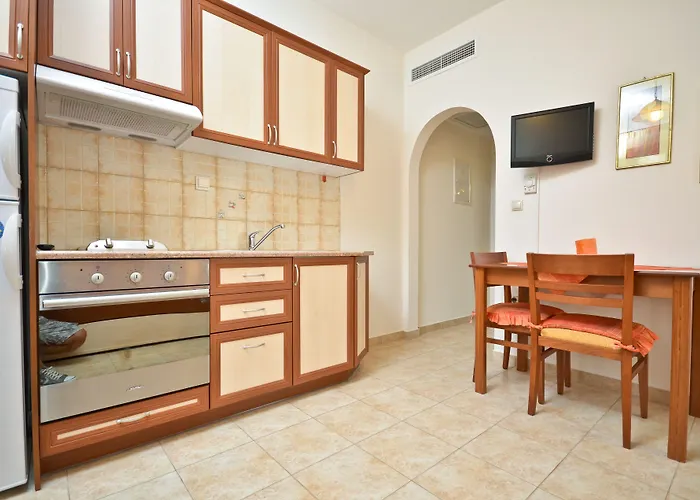 Anthi Naxos Апарт-отель Айя-Анна