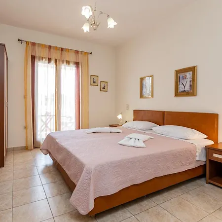 Anthi Naxos 3*