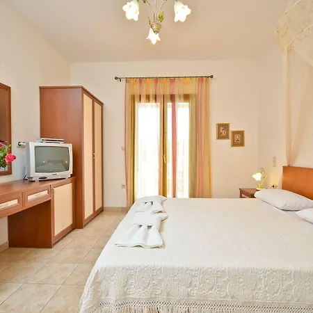 Anthi Naxos 3*