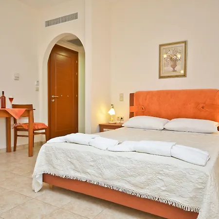 Anthi Naxos Lägenhetshotell 3*