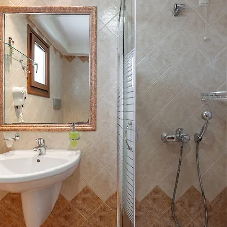 Lägenhetshotell Anthi Naxos 3*
