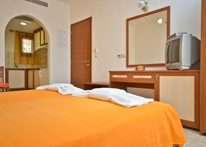Anthi Naxos Apart-hotel 3*